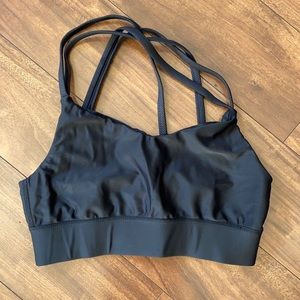 NWOT Vie Active Camo Shine Bra